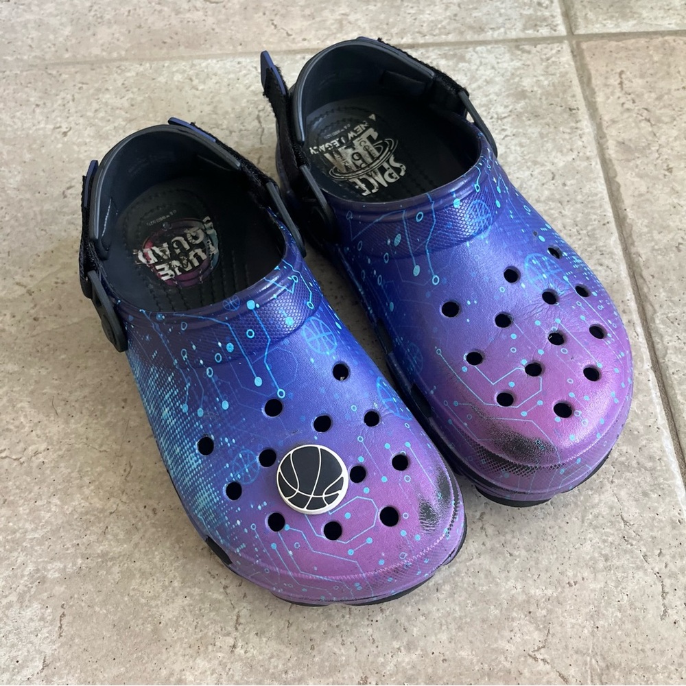 Crocs Space Jam 2 Tune Squad Classic All-Terrain CLOG Size M-6 W-8